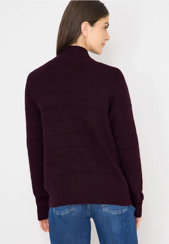 Strukturierter Strickpullover mit Rollkragen
