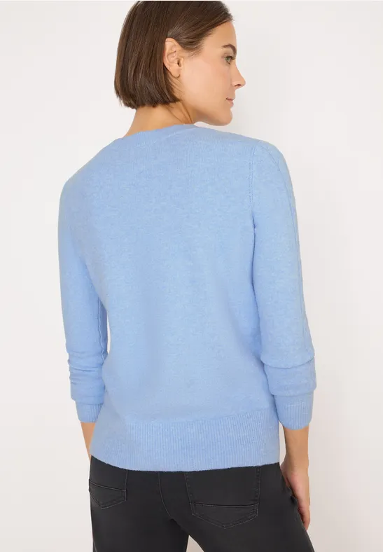 Klassischer marineblauer Pullover mit Rundhalsausschnitt
