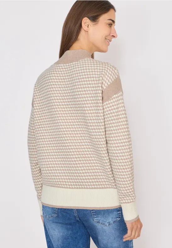 Gemusterter Strickpullover mit Stehkragen