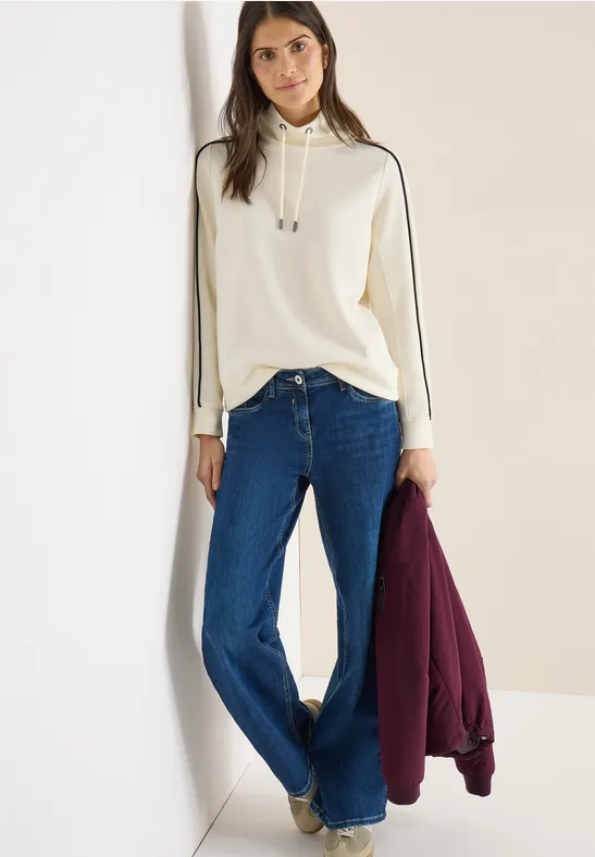 Sportives Sweatshirt mit Trichterkragen und Streifen