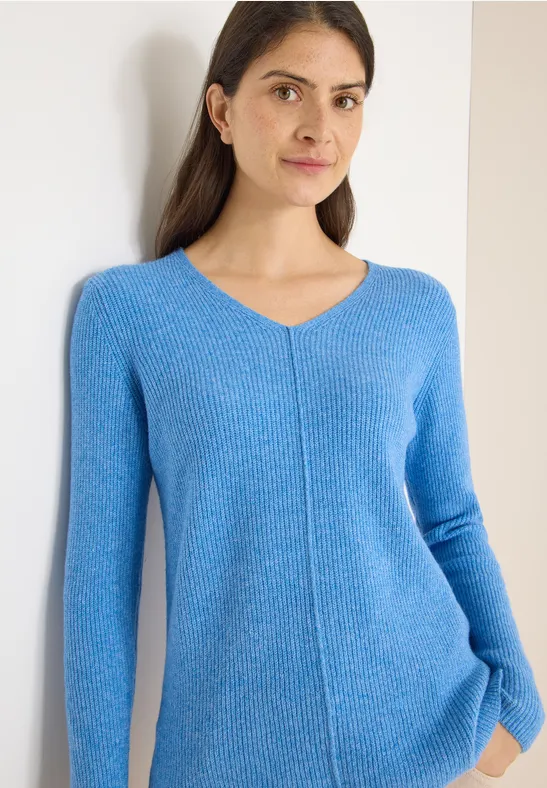 Lässiger Strickpullover mit V-Ausschnitt