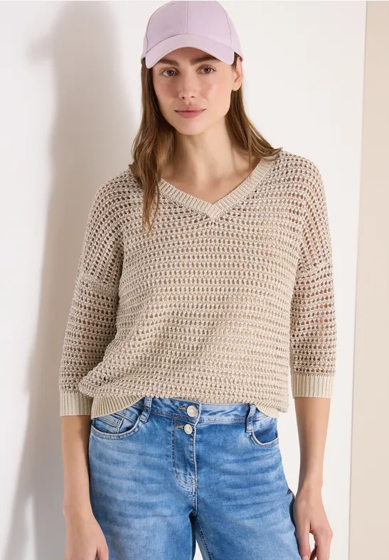 Lockerer Strickpullover mit V-Ausschnitt