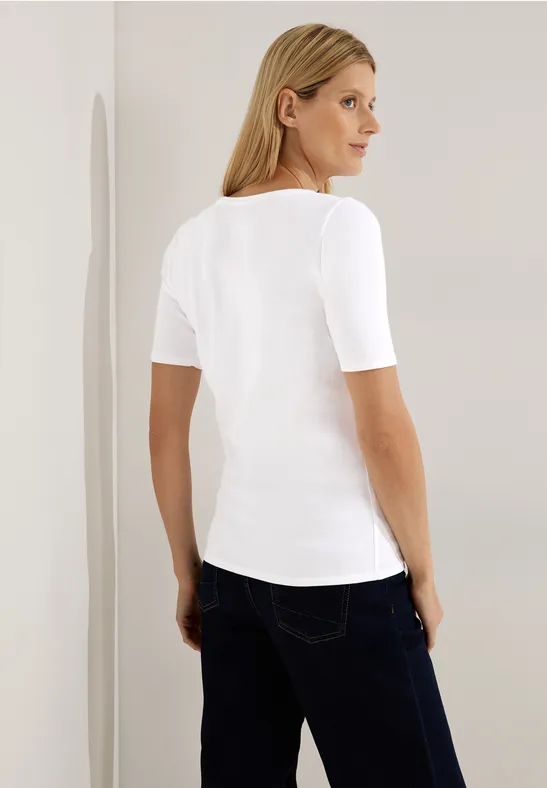 Basic T-Shirt mit Rundhalsausschnitt