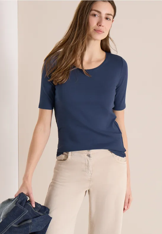 Basic T-Shirt aus Baumwolle in Unifarbe