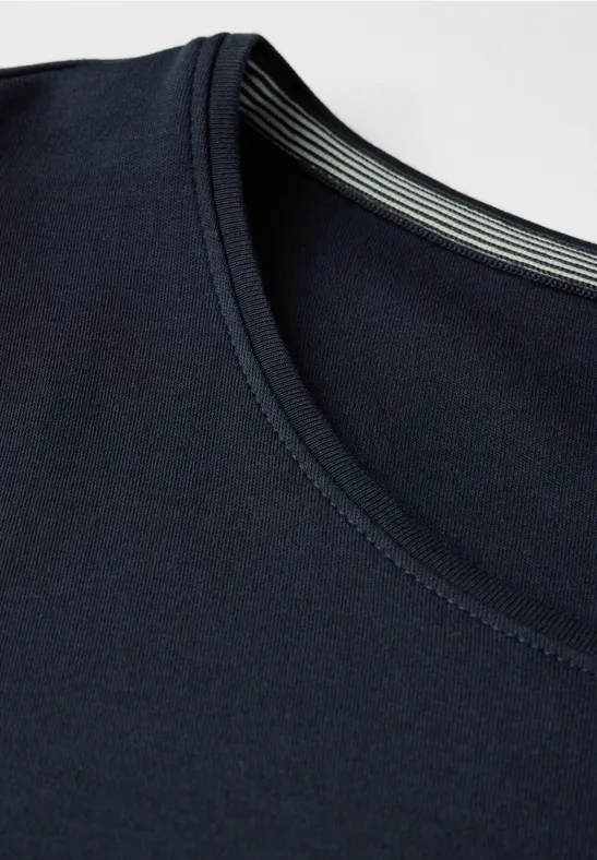 Basic T-Shirt aus Baumwolle in Unifarbe