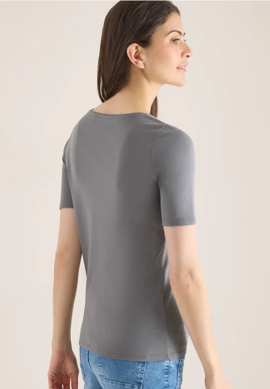 Basic einfarbiges T-Shirt mit Rundhalsausschnitt