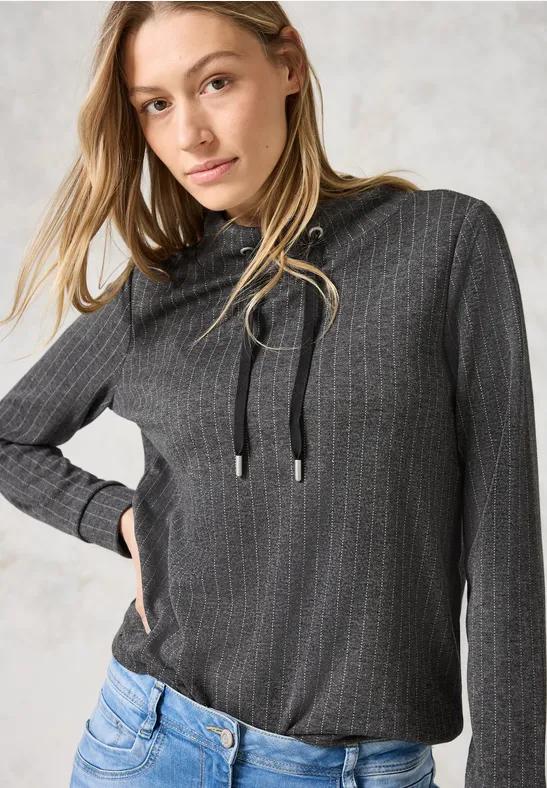Gestreiftes Langarmshirt mit Trichterkragen