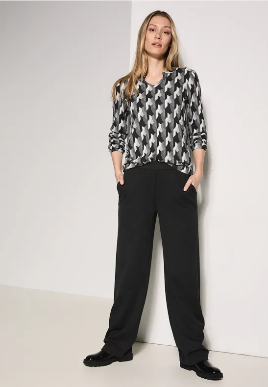 Langarmshirt mit geometrischem Muster
