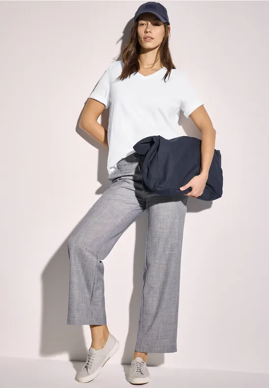 Basic V-Ausschnitt T-Shirt