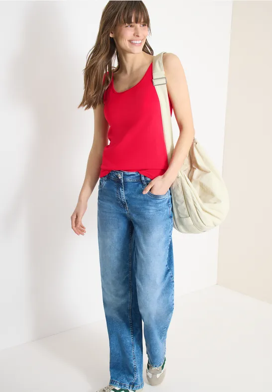 Ärmelloses Basic Tanktop in Rot