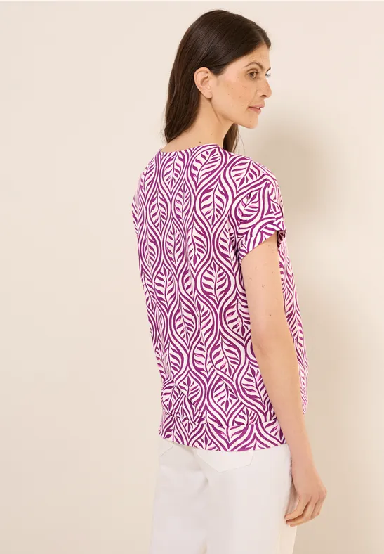 Lila T-Shirt mit Blätterprint und V-Ausschnitt