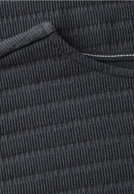 Gestreiftes T-Shirt mit Detail zum Binden