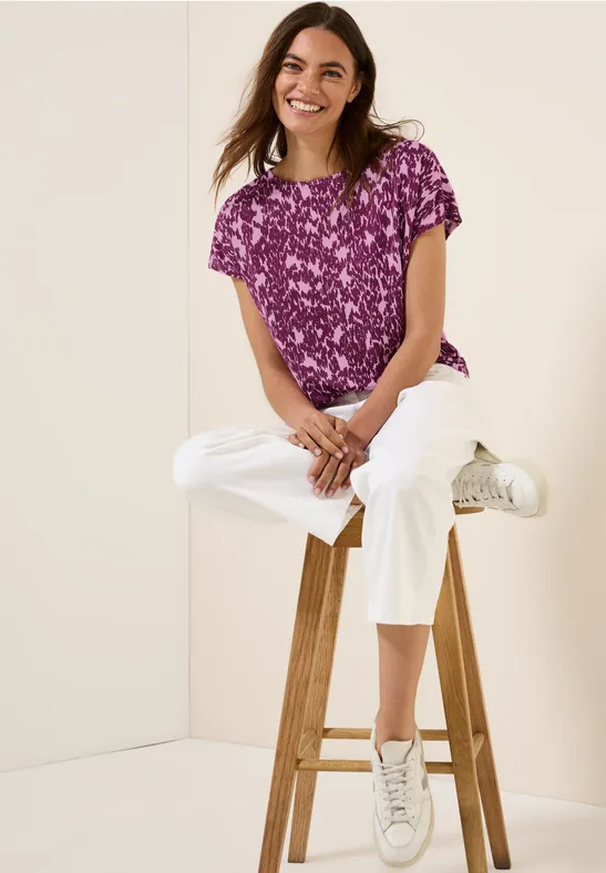 T-Shirt in Strickoptik mit abstraktem Print