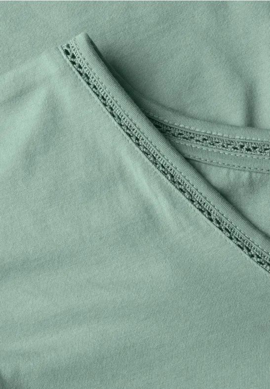 Lässiges V-Ausschnitt T-Shirt mit Spitzendetail