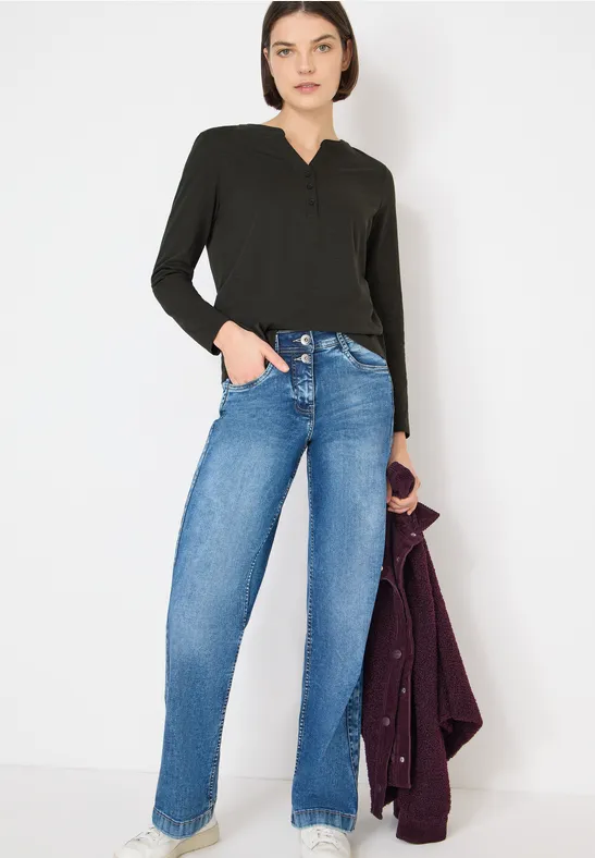Lässiges Langarmshirt mit Schlitzkragen