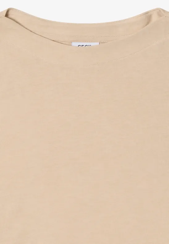 Klassisches Langarmshirt mit U-Boot-Ausschnitt