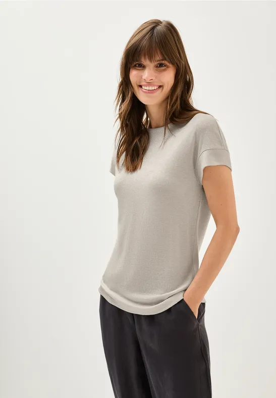 Lässiges T-Shirt mit Glitzerdetails
