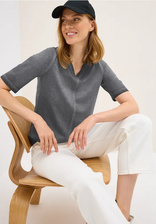 Damen V-Ausschnitt T-Shirt im Used-Look