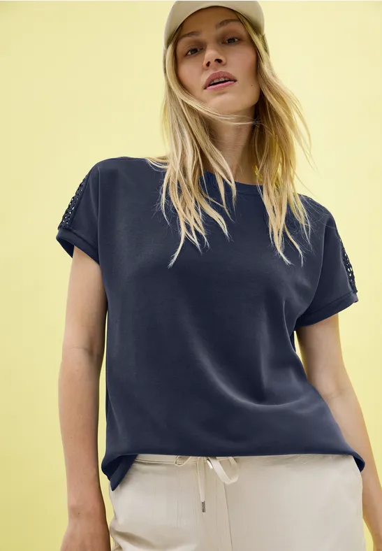 Elegantes Kurzarm-T-Shirt mit Mesh-Details