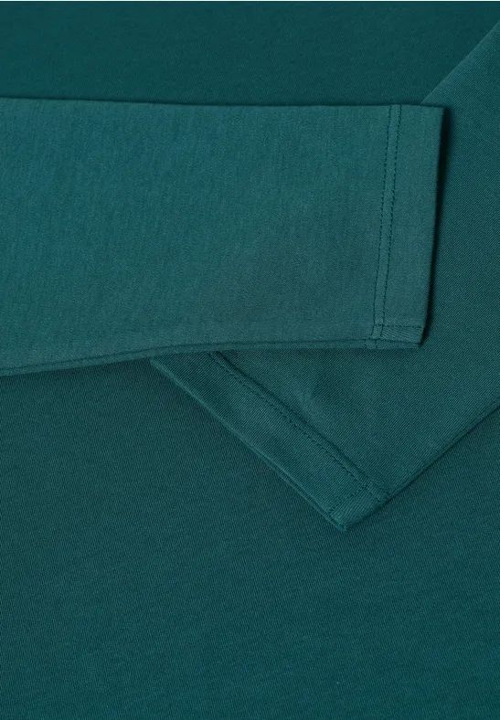 Einfarbiges Langarmshirt mit U-Boot-Ausschnitt