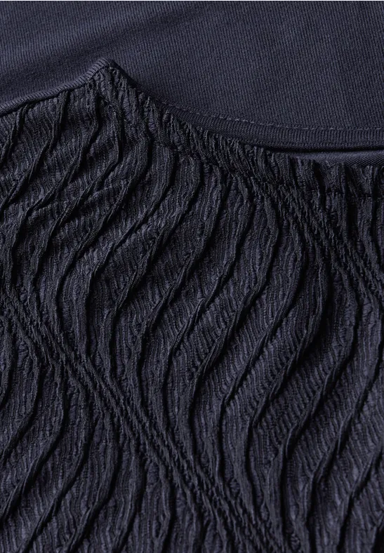 Strukturmix T-Shirt mit U-Boot-Ausschnitt