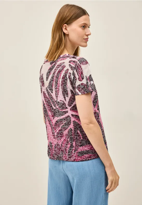 Ausgebranntes T-Shirt mit abstraktem Muster