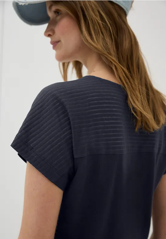 Lässiges T-Shirt mit Burn-Out-Details