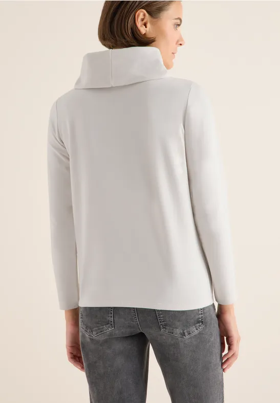 Locker geschnittenes Langarmshirt mit Wasserfallausschnitt