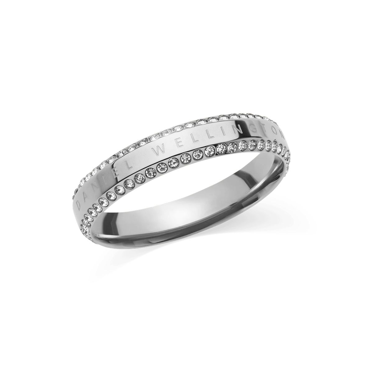 Polierter Ring mit Kristallverzierungen