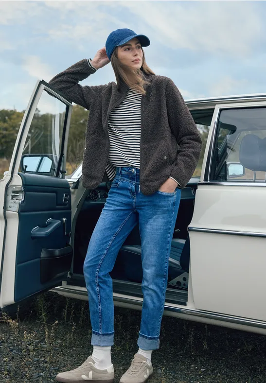 Gestreiftes 3/4-Ärmel-Shirt mit U-Boot-Ausschnitt