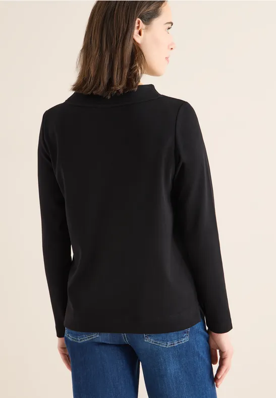 Minimalistisches Langarmshirt mit Trichterkragen