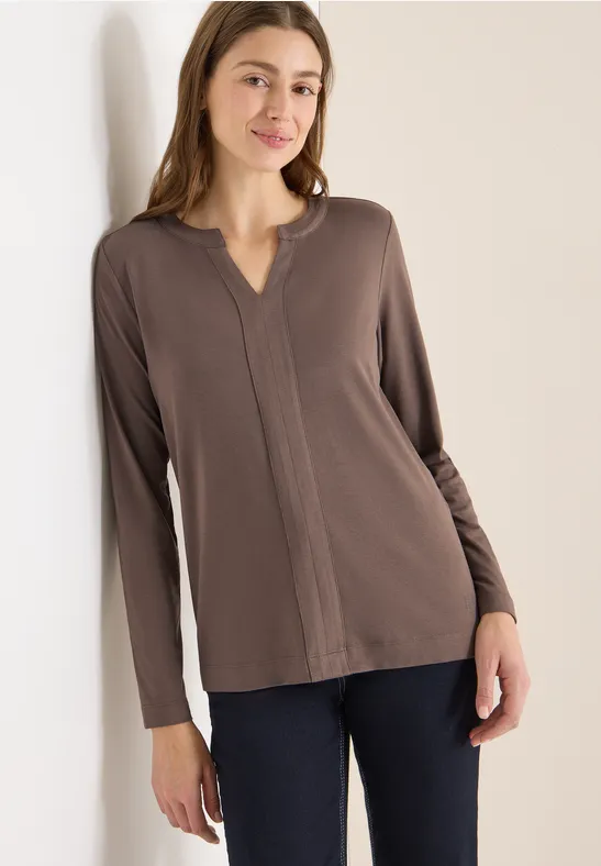 Lässiges Shirt im Tunika-Stil mit V-Ausschnitt