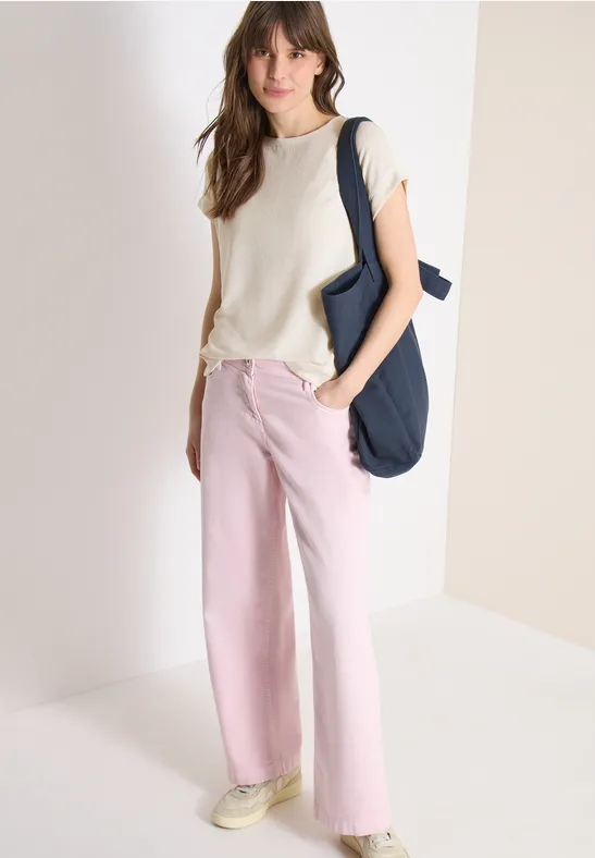 Shirt im Strick-Look mit U-Boot-Ausschnitt