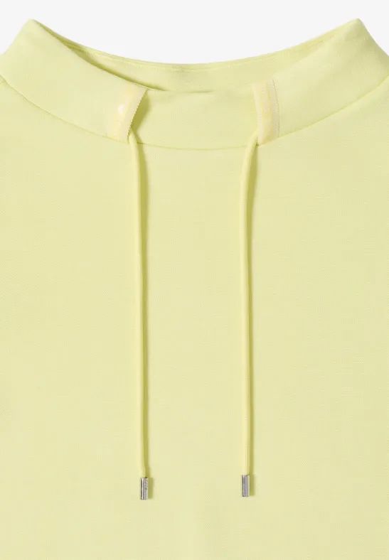 Lässiger Trichterkragen-Pullover