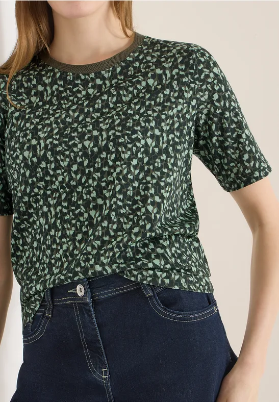 Gemustertes T-Shirt aus Baumwoll-Modal-Mix in Grün