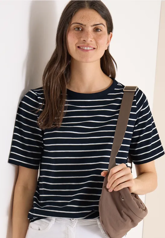 Gestreiftes T-Shirt mit U-Boot-Ausschnitt in Navy und Weiß