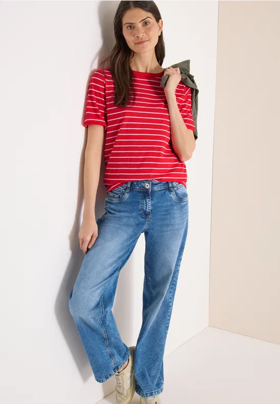 Gestreiftes T-Shirt mit U-Boot-Ausschnitt