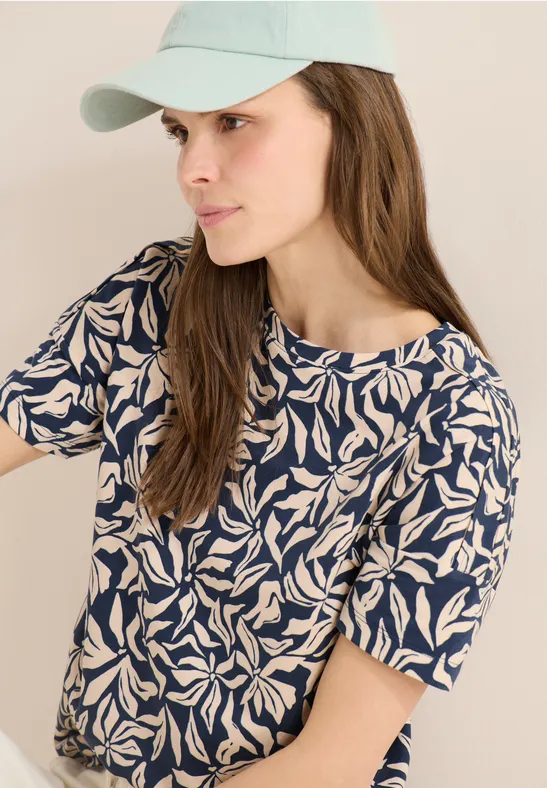 Top mit floralem Print und U-Boot-Ausschnitt