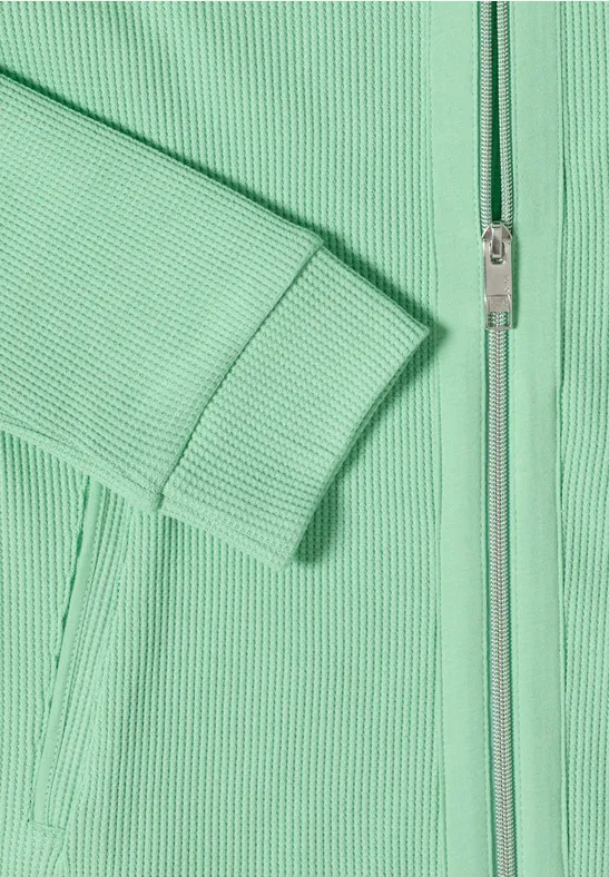 Gestreifte Strick-Kapuzenjacke mit Reißverschluss