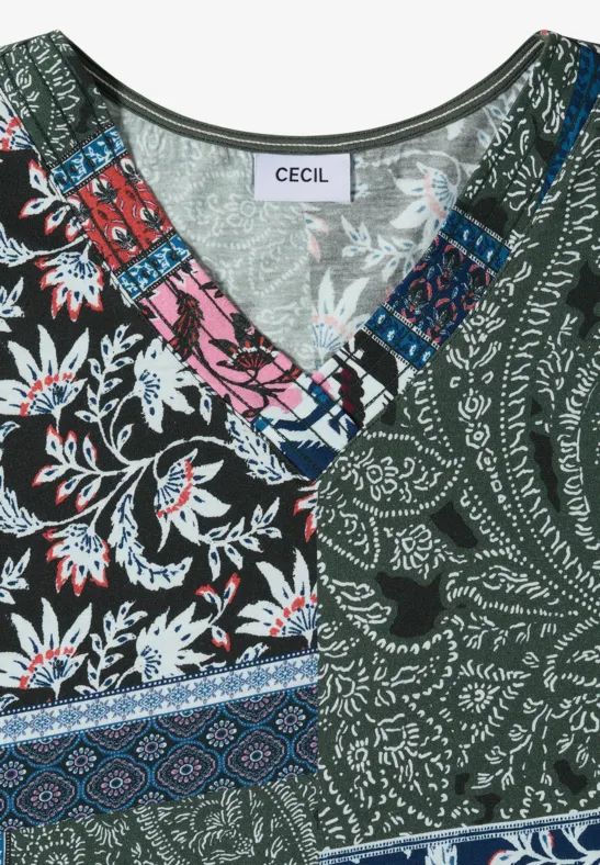 T-Shirt mit Patchworkmuster und V-Ausschnitt