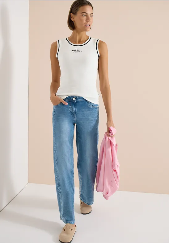 Geripptes Tanktop mit nautischen Details