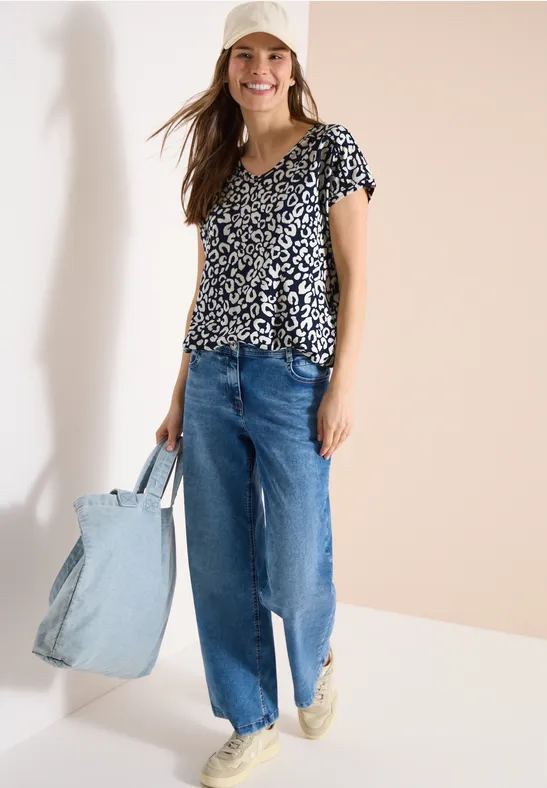 Kurzarmshirt mit Leopardenmuster