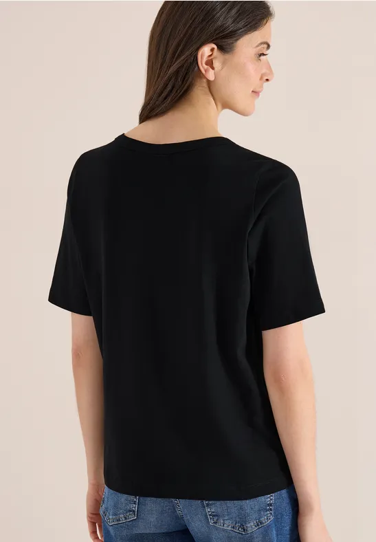 Klassisches Kurzarmshirt mit Rundhalsausschnitt