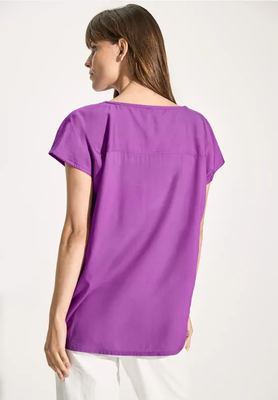 Locker geschnittene lila Bluse mit V-Ausschnitt