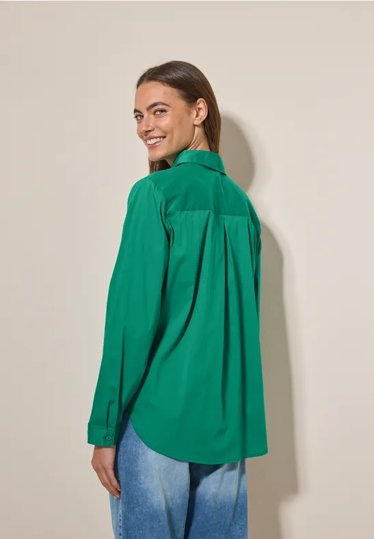 Klassische Hemdbluse in Smaragdgrün