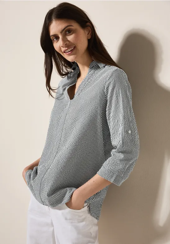 Gestreifte Seersucker Bluse mit Knopfleiste