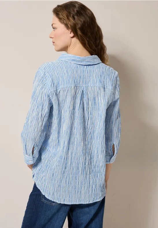 Gestreifte Seersucker Bluse mit Knopfleiste