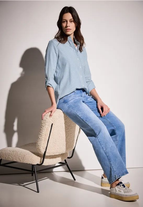 Gestreifte Seersucker Bluse mit Knopfleiste