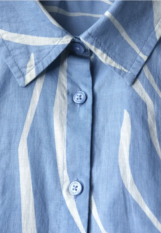 Hellblaues Baumwollhemd mit Muster
