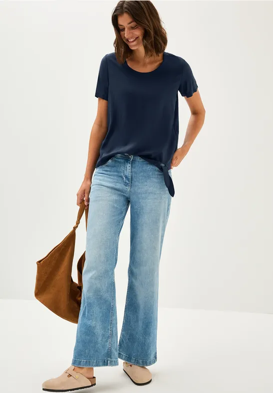 Marineblaues lässiges T-Shirt mit Knoten